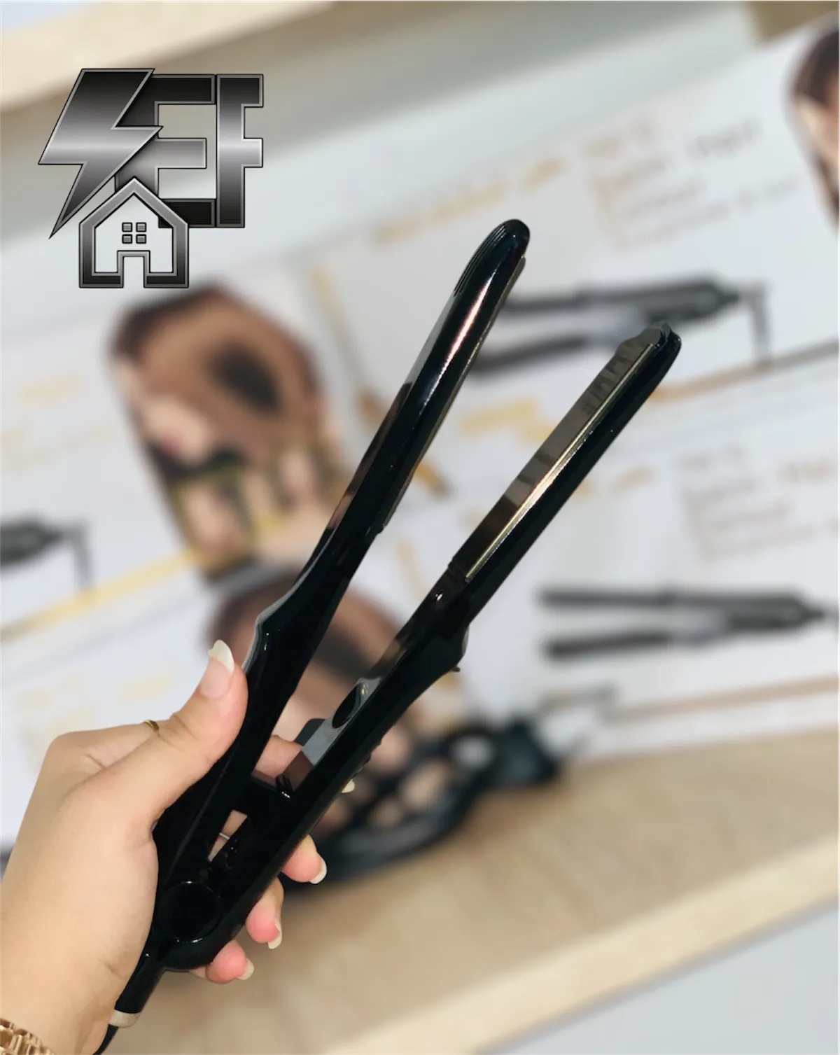 Plaque Cheveux Lissante Professionnel Paris BR-2275 -750 degré